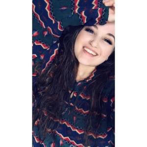 Meet your Posher, Brooke